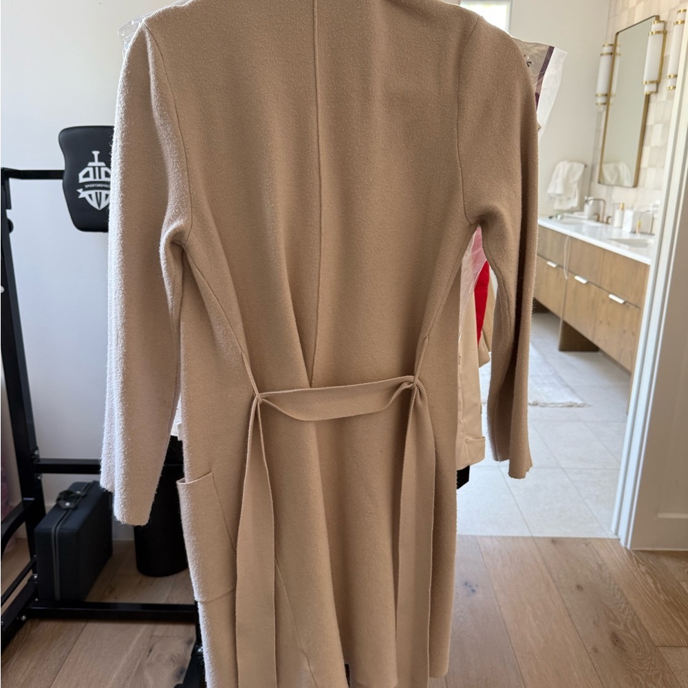 Long Cardigan - Picture 2 of 3
